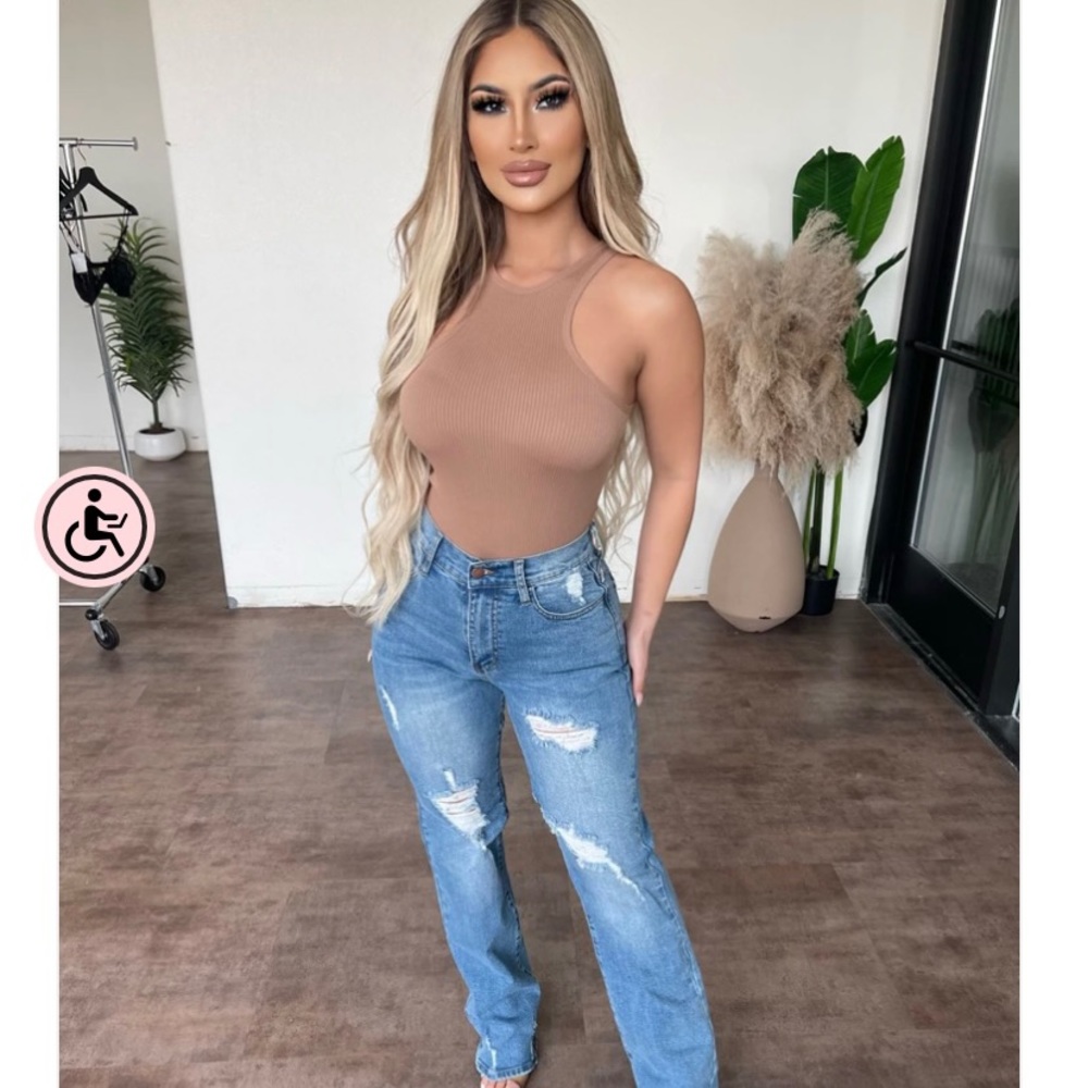 OOTDFash HIGH RISE MOM JEANS